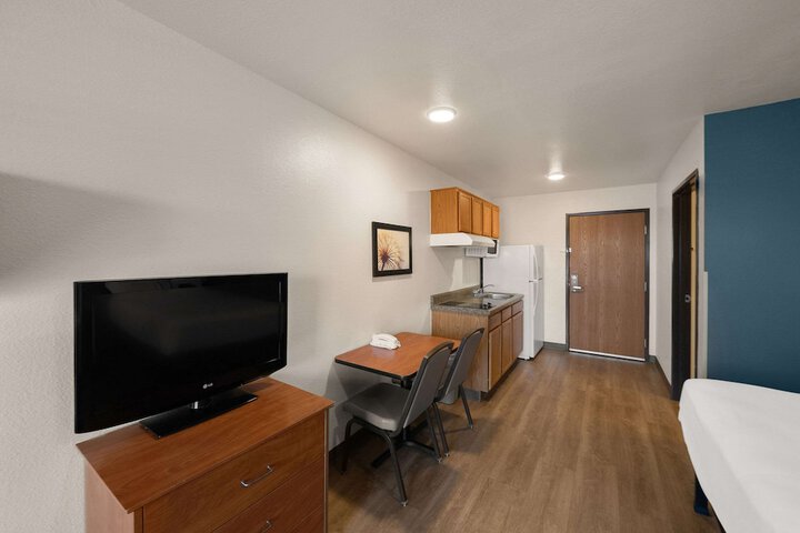 WoodSpring Suites Rockwall-East Dallas