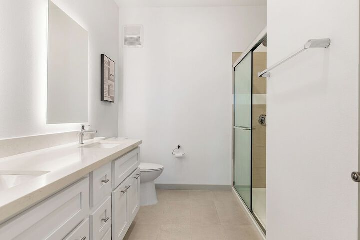 Landing Furnished Apartments near Lake Apopka