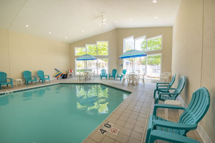 Pool 16 of 55