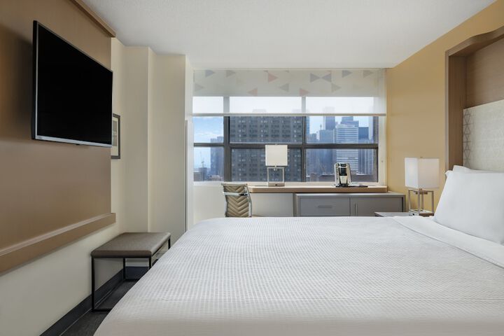 Room 52 of 159