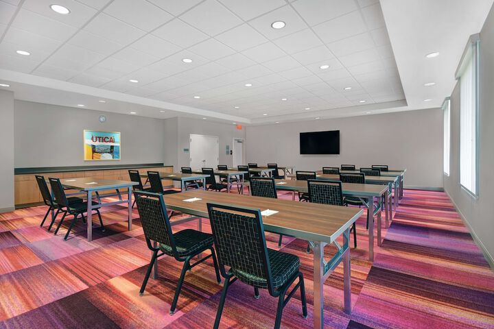 Home2 Suites by Hilton Utica NY