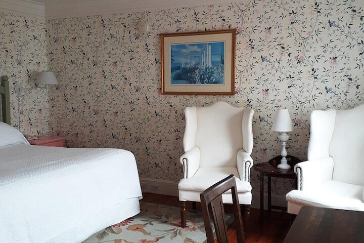 Room 30 of 81