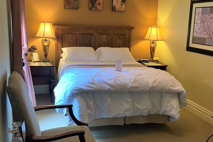 Room 28 of 37