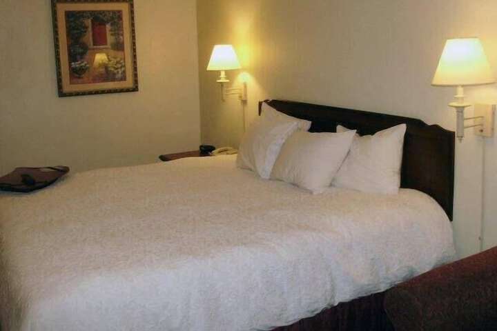 Quality Inn & Suites Searcy I-57