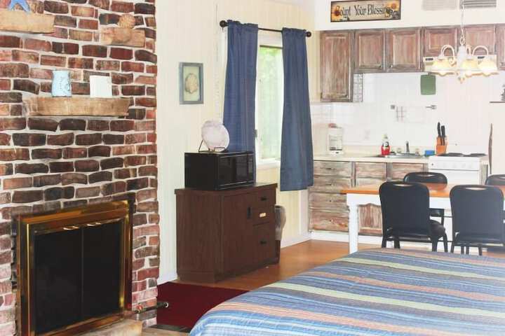 Room 16 of 29