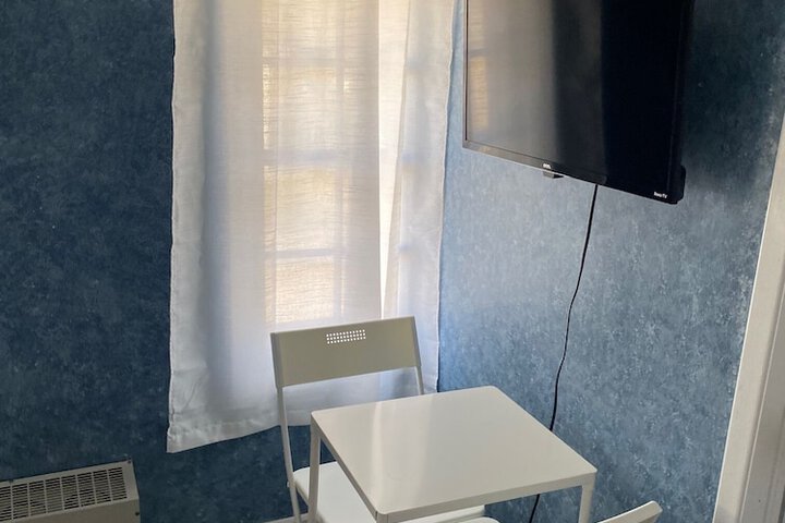 Room 46 of 78