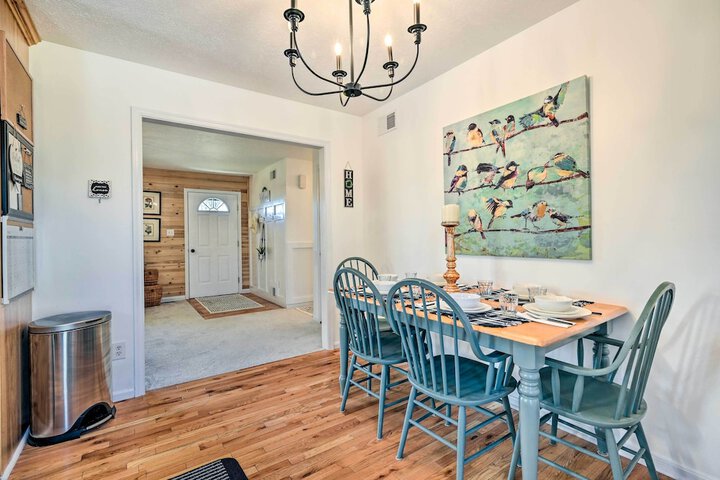 Berkeley Springs Vacation Home w / Fire Pit!