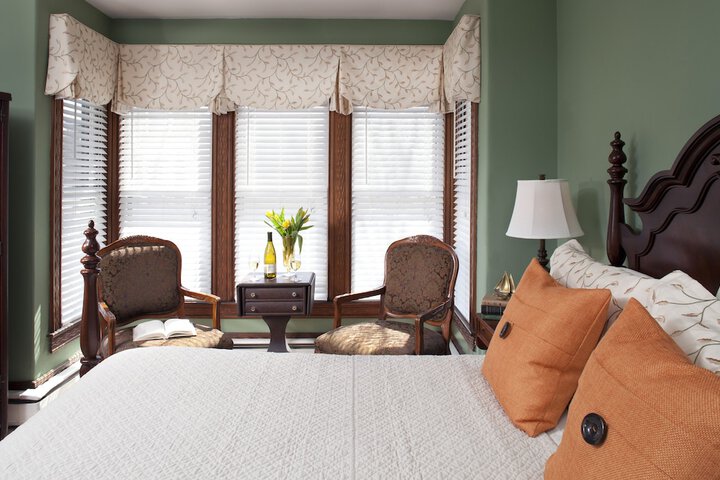 Brewster House Bed & Breakfast