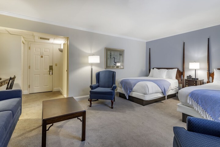Room 14 of 72