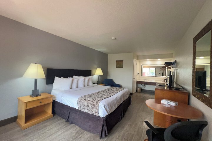 Garden Inn Homestead