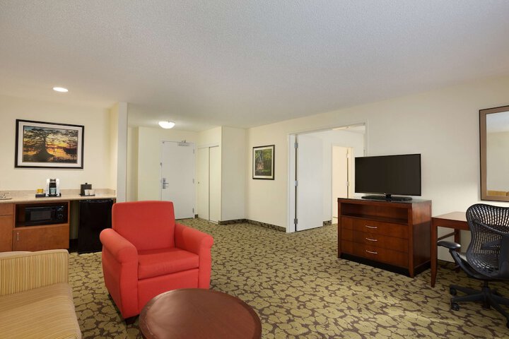 Room 15 of 50