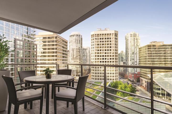 Hyatt Vancouver Downtown Alberni