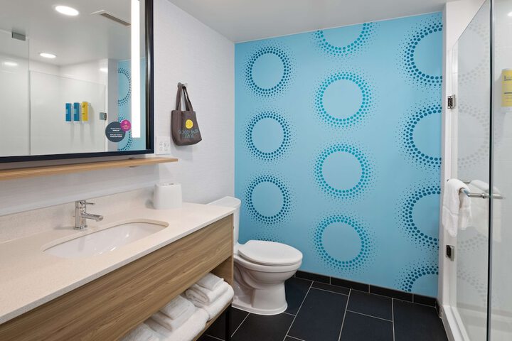 Room 30 of 41