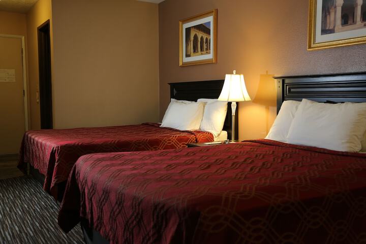 Room 17 of 34