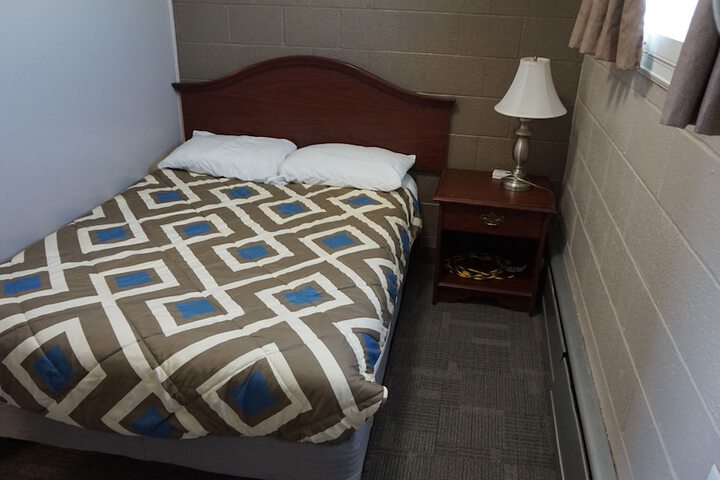 Room 13 of 21