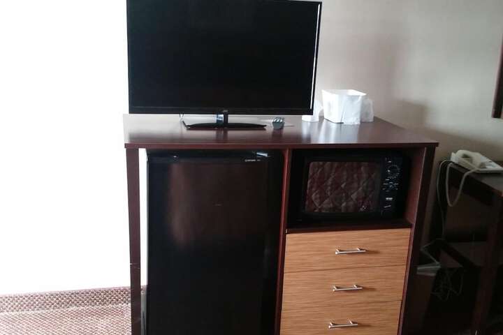 Room 8 of 31