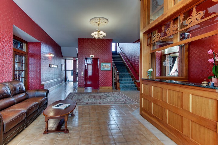 Hotel Interior 10 of 61