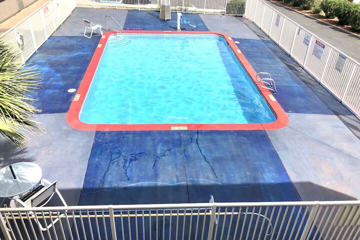 Pool 8 of 49