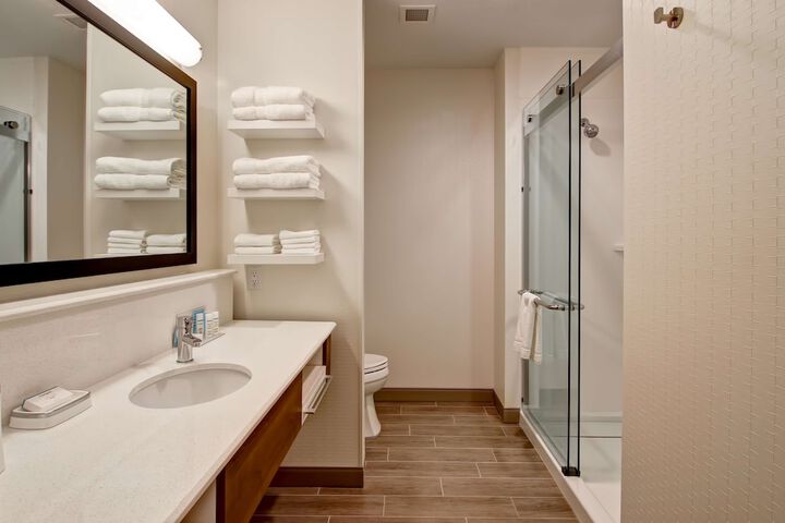 Hampton Inn & Suites by Hilton Grande Prairie