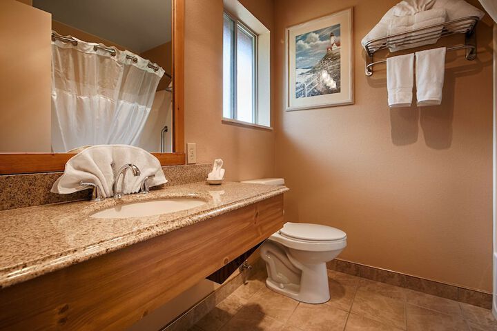 Best Western Plus Hartford Lodge