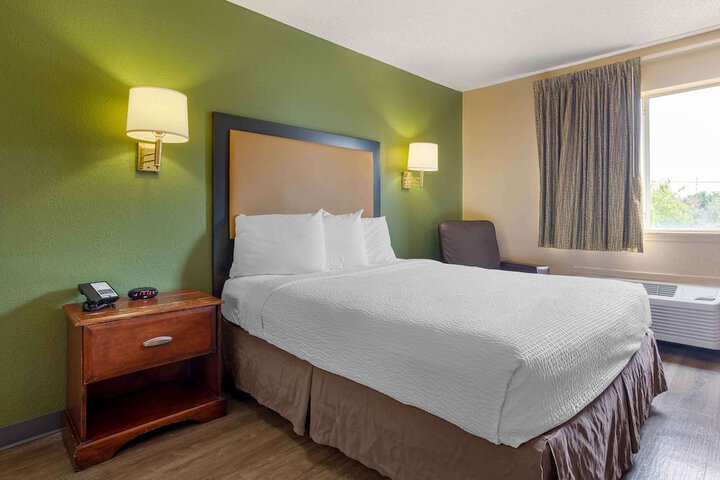 Extended Stay America Select Suites - Houston - Sugar Land