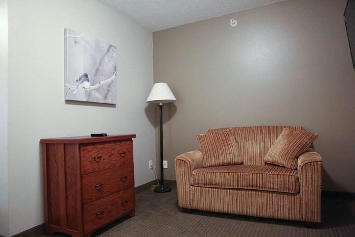 Room 32 of 44