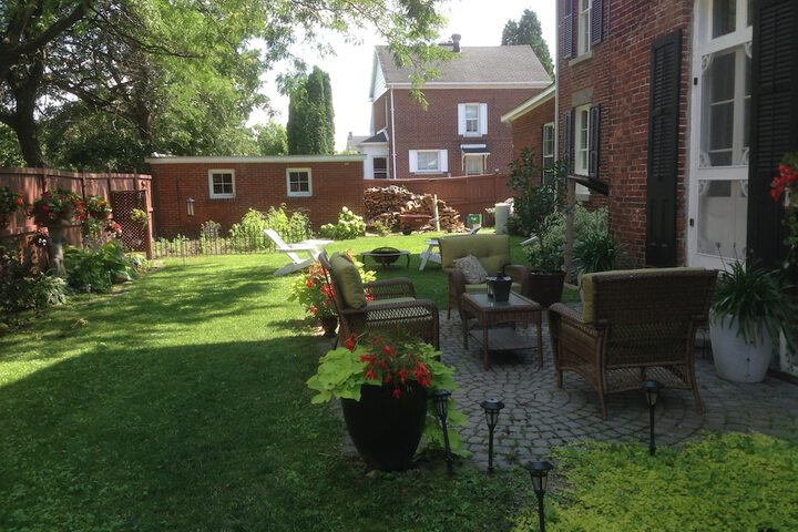 Auberge Chesleys Inn
