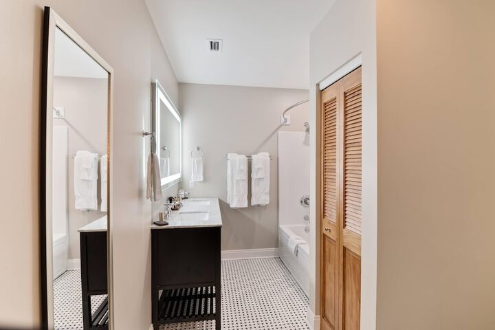 The Port Inn - Port St. Joe an Ascend Collection Hotel