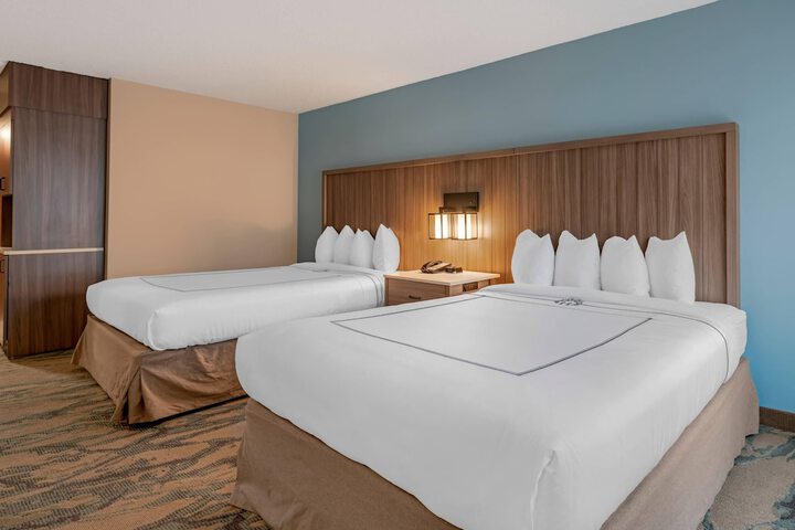 Heidel House Hotel and Conference Center an Ascend Collection Hotel