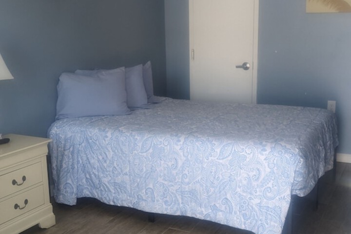 Room 19 of 25