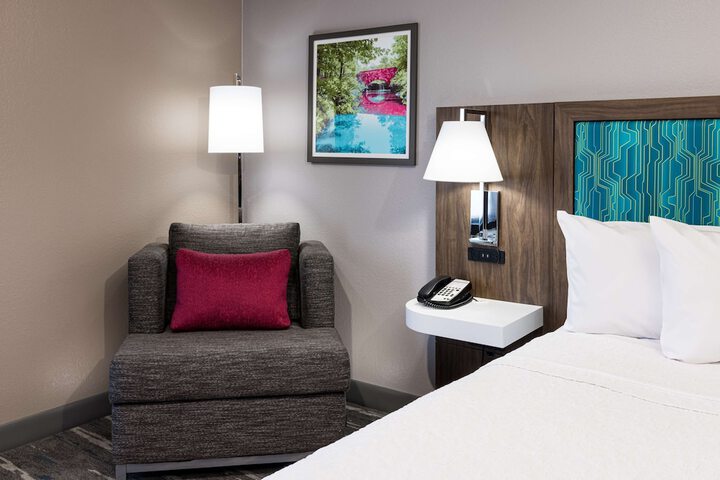 Hampton Inn Bentonville / Rogers