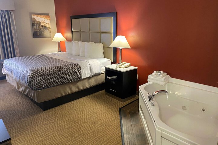 Room 14 of 29