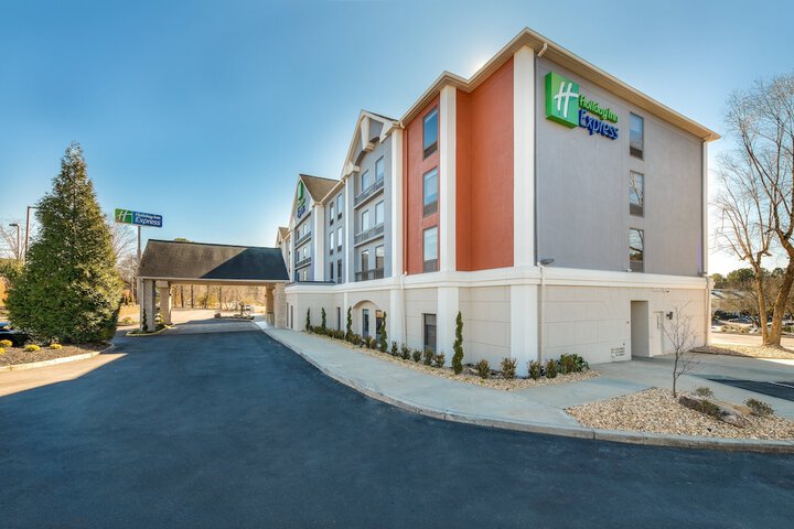 Holiday Inn Express Atlanta West - Theme Park Area by IHG
