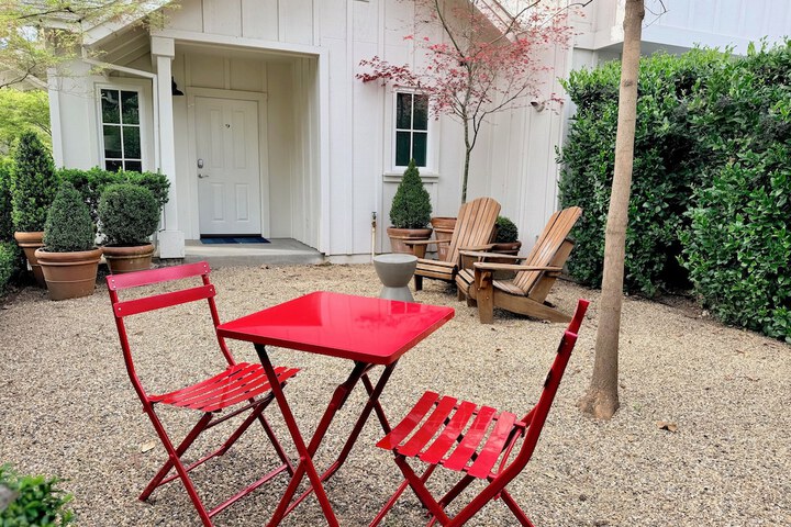 Calistoga Inn Restaurant and Brewery