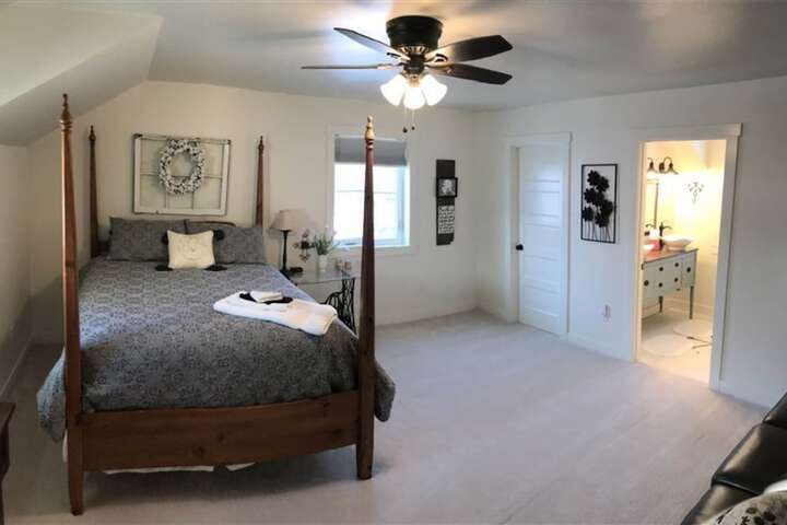 Room 18 of 29
