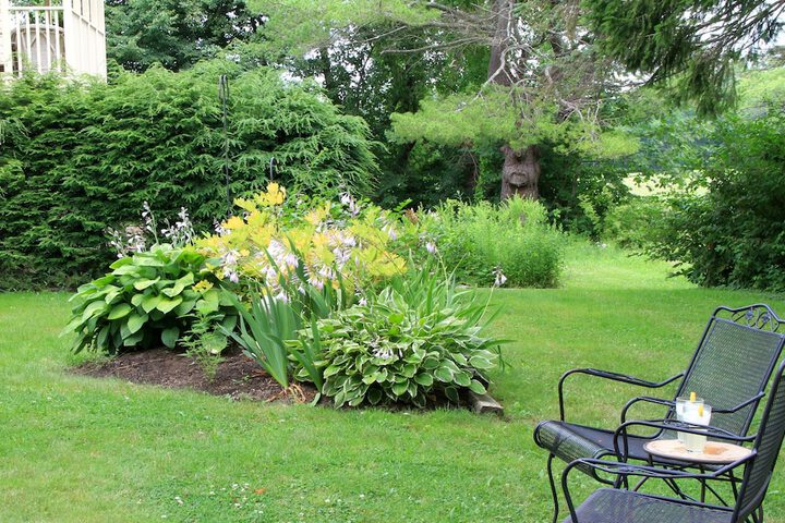 1802 House Bed and Breakfast