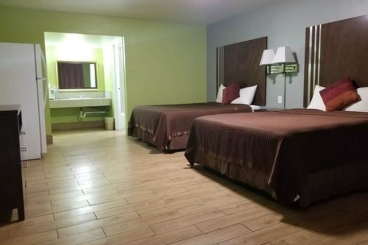 Hotel 2 of 13