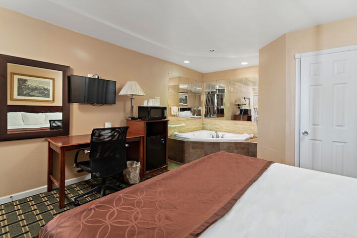 Room 9 of 56