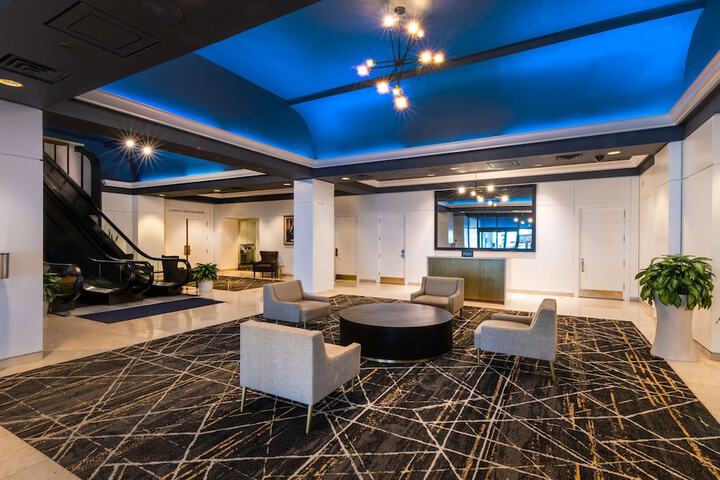 DoubleTree by Hilton Newark Penn Station
