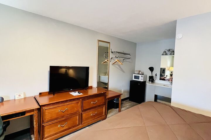 Room 18 of 44