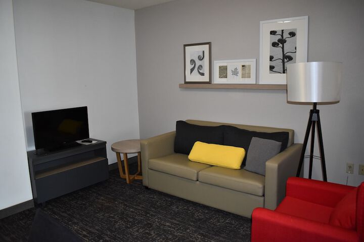 Room 43 of 105