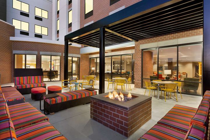 Terrace/Patio 47 of 49