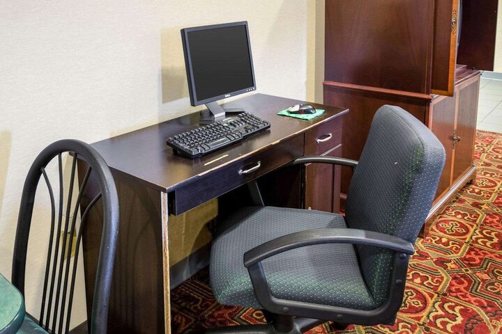 Business Center 24 of 24