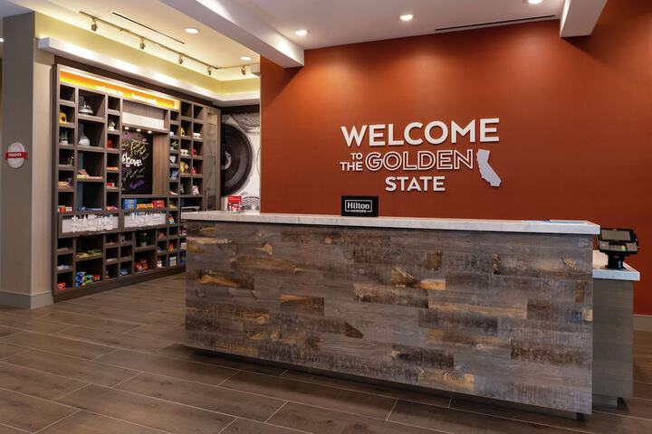 Hampton Inn & Suites Buena Park