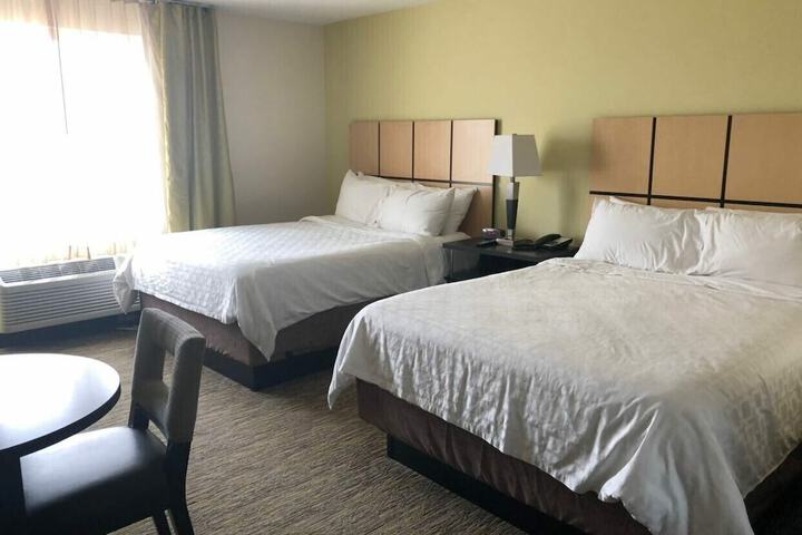 Room 32 of 37