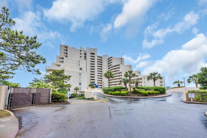 Oceanfront Condo Huge Pools Top Rated Ocean Creek Resort