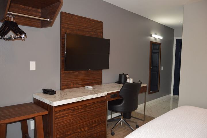 Room 34 of 51