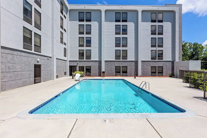 Pool 5 of 40