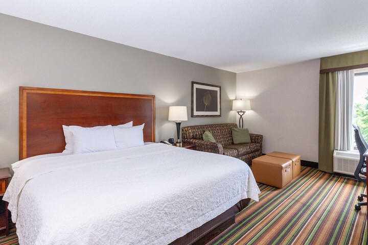 Hampton Inn Winston-Salem Hanes Mall