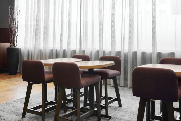 Courtyard by Marriott Newark Downtown